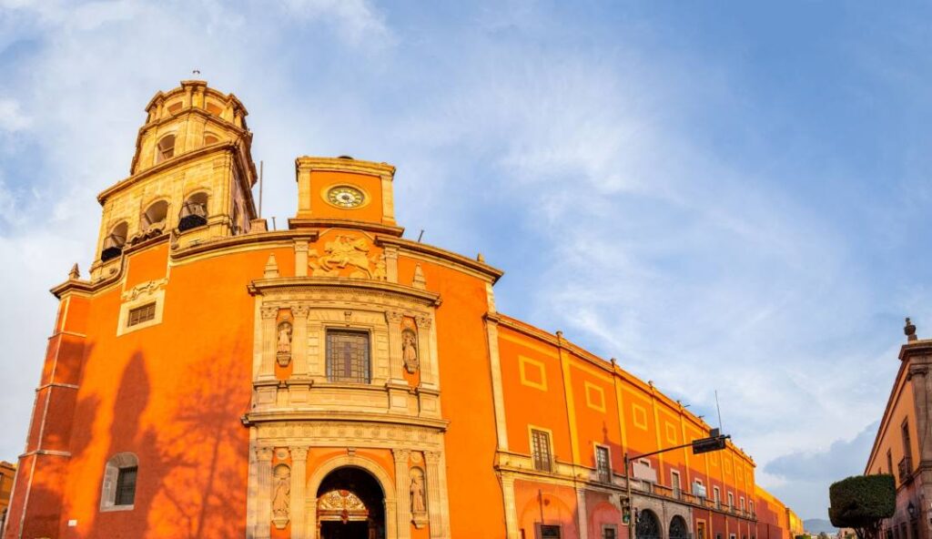 Portada de Querétaro