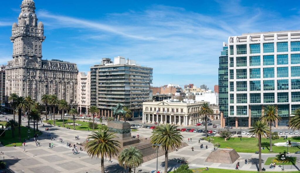 Portada de Montevideo